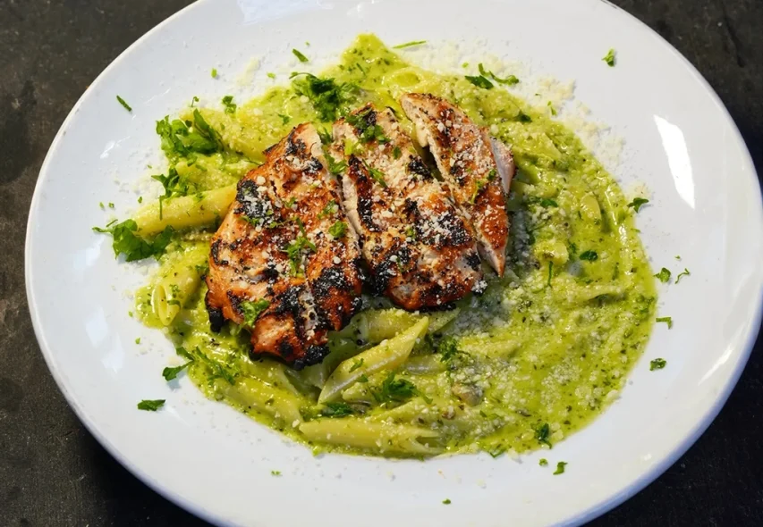 Penne Pesto and Pollo